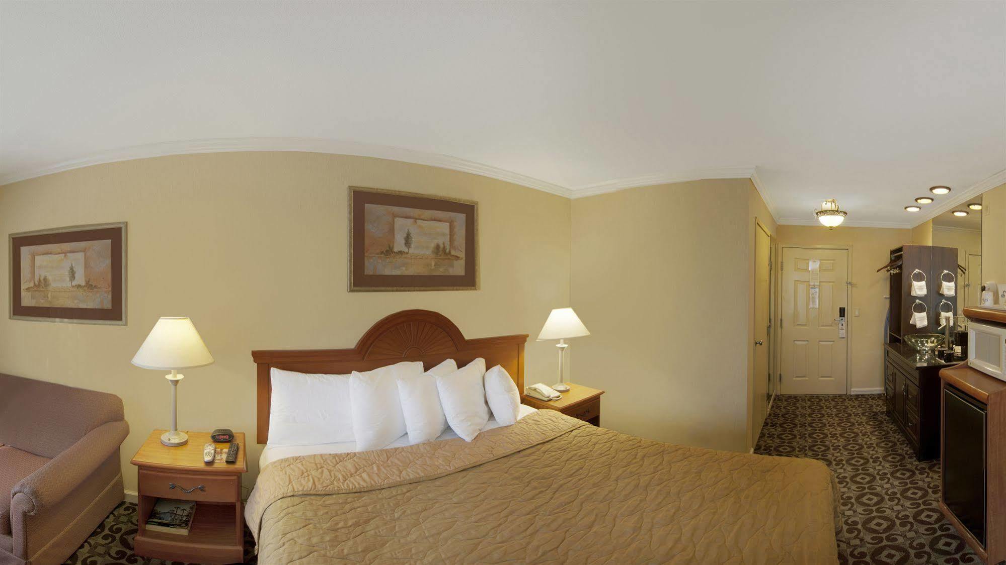 Days Inn By Wyndham קונקורד מראה חיצוני תמונה